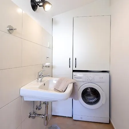 Вилла Fani With Jacuzzi Ичичи