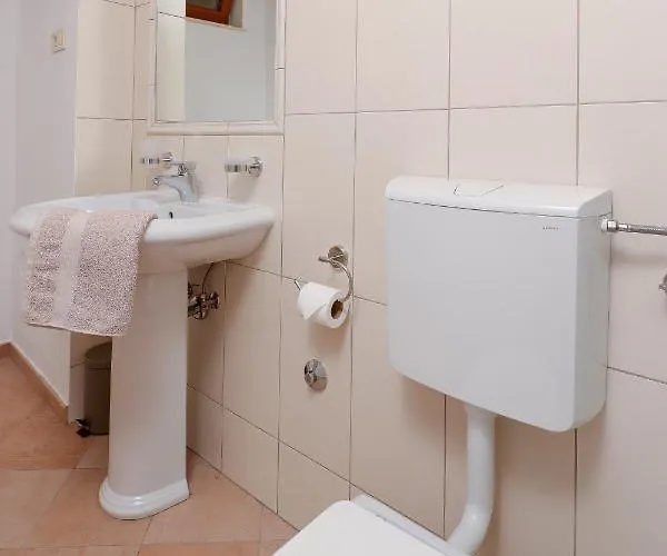 Fani With Jacuzzi Villa Ičići